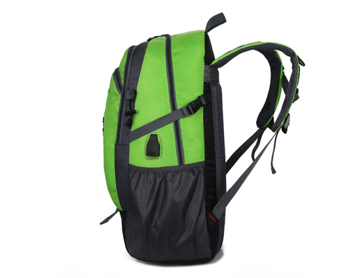 Turuncu 40L Suya Dayanıklı Sırt Çantası 55cm USB Şarj Deliği ile Kamp Seyahat Sırt Çantası
